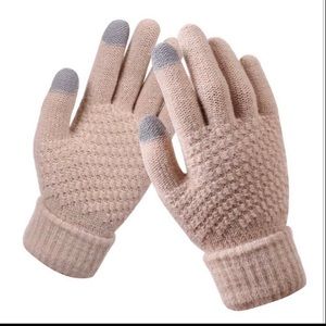 Woman's gloves